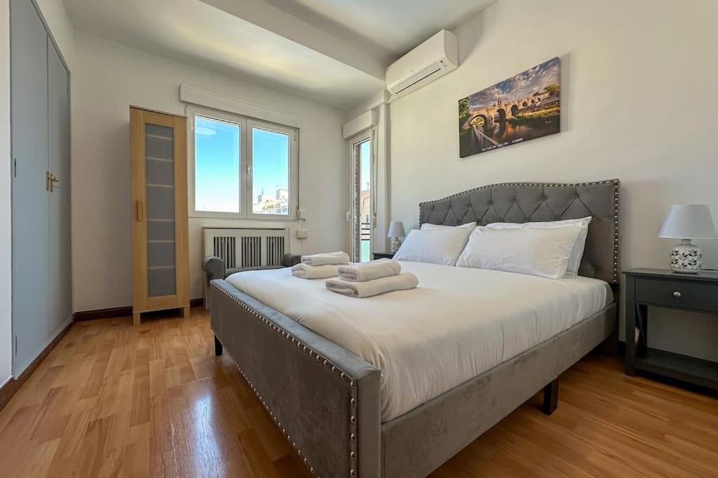 Luminoso Apartamento Turistico En Chamartin Madrid Esterno foto