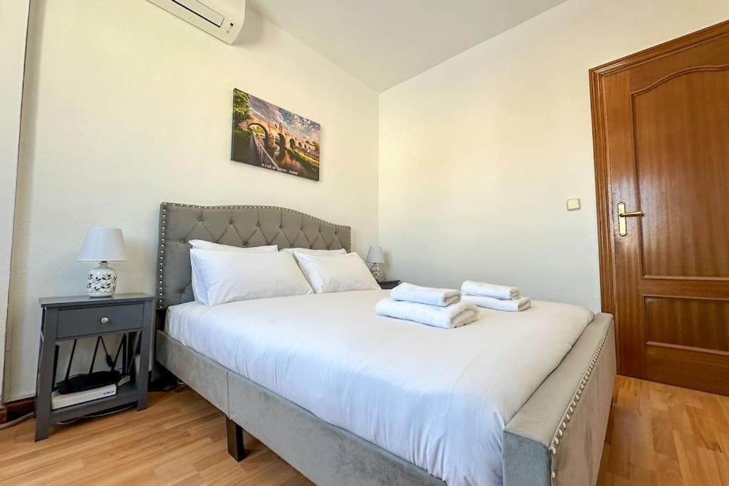 Luminoso Apartamento Turistico En Chamartin Madrid Esterno foto