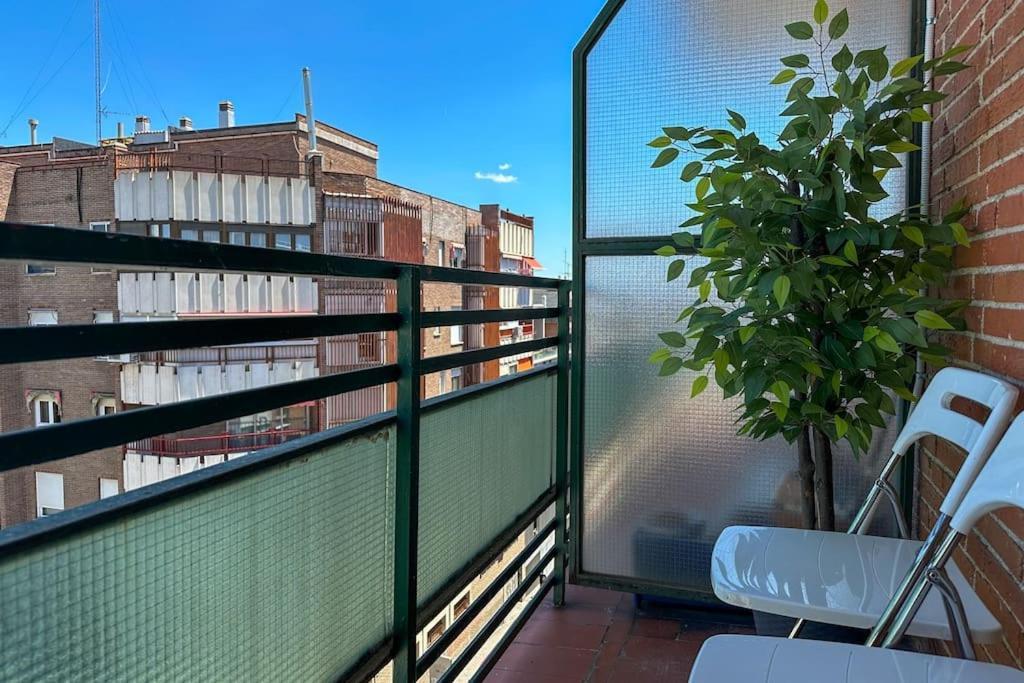 Luminoso Apartamento Turistico En Chamartin Madrid Esterno foto