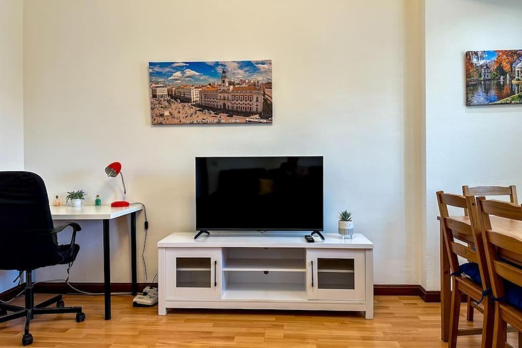 Luminoso Apartamento Turistico En Chamartin Madrid Esterno foto