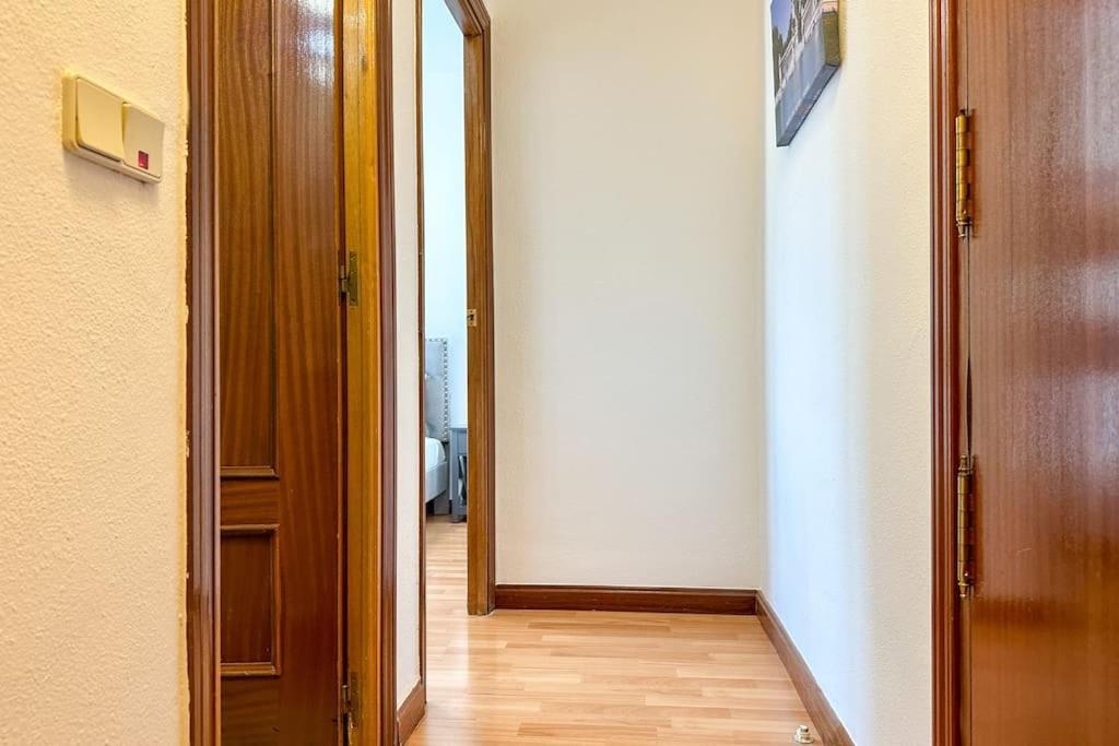 Luminoso Apartamento Turistico En Chamartin Madrid Esterno foto